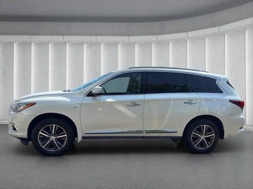 2016 INFINITI QX60 Base