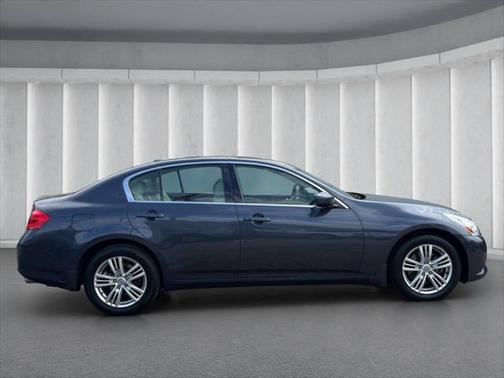 2013 INFINITI G37x Base