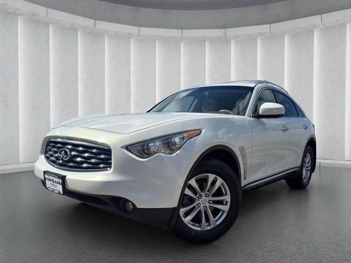 2011 INFINITI FX35 Base