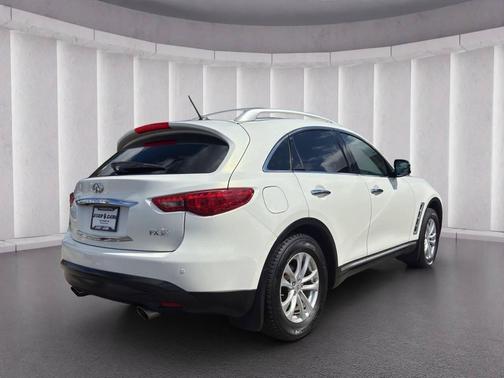 2011 INFINITI FX35 Base
