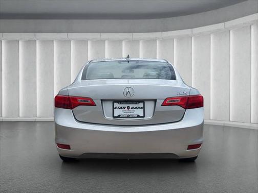 2014 Acura ILX 2.0L Technology