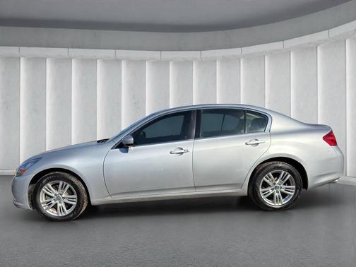 2012 INFINITI G25x Base