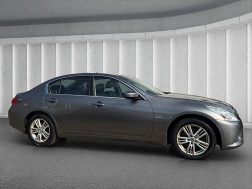 2013 INFINITI G37x Base