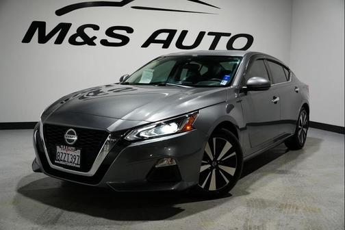 2021 Nissan Altima 2.5 SV