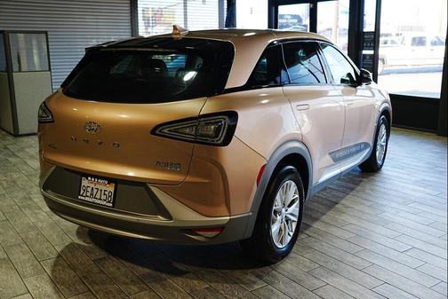 2022 Hyundai NEXO Blue
