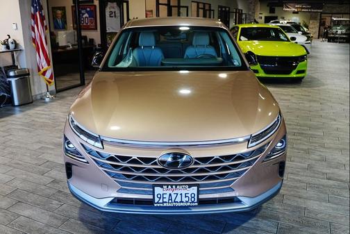 2022 Hyundai NEXO Blue