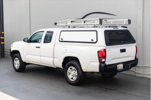 2019 Toyota Tacoma SR