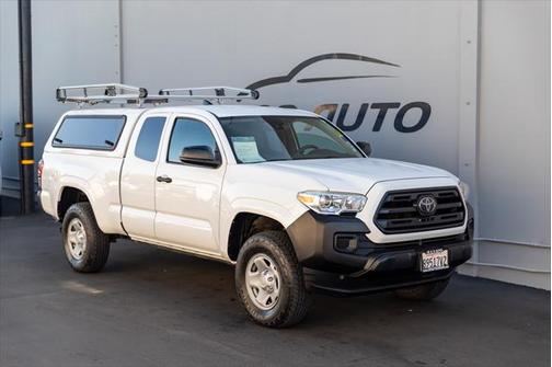 2019 Toyota Tacoma SR