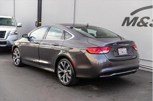 2016 Chrysler 200 C