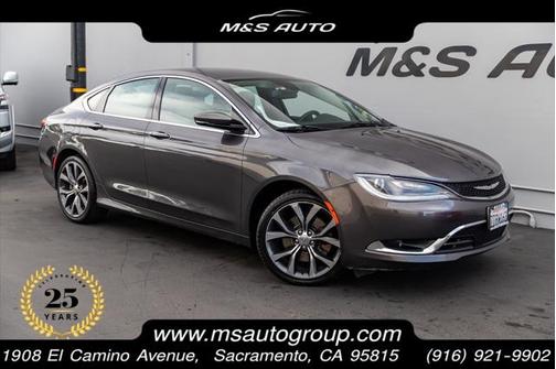 2016 Chrysler 200 C