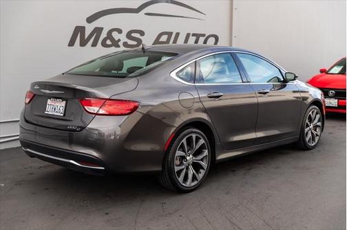 2016 Chrysler 200 C