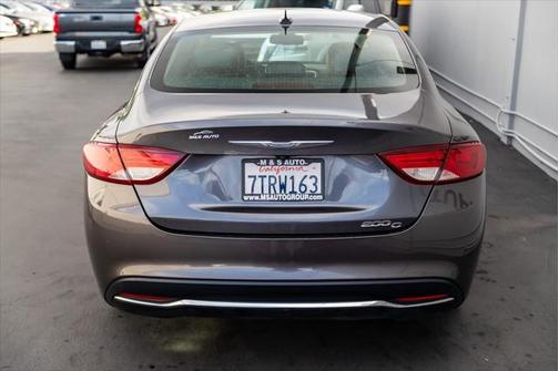2016 Chrysler 200 C