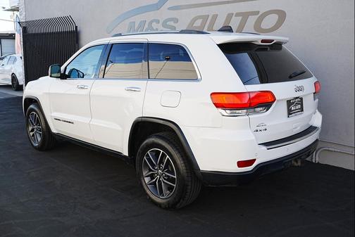 2017 Jeep Grand Cherokee Limited X