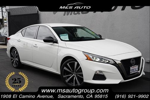 2022 Nissan Altima SR FWD