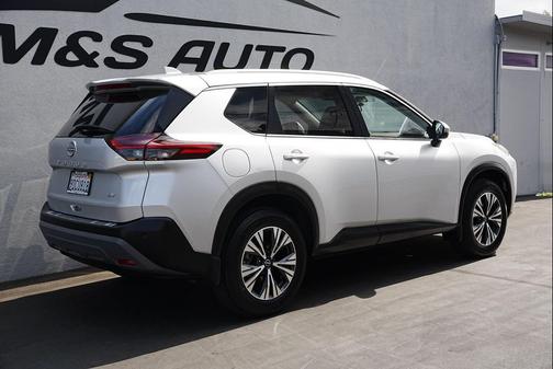 2022 Nissan Rogue SV