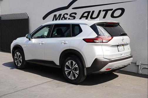 2022 Nissan Rogue SV