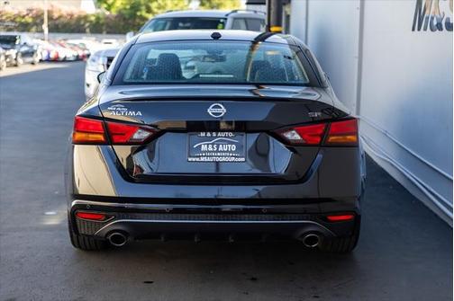 2021 Nissan Altima SR FWD