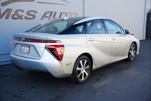 2018 Toyota Mirai Base
