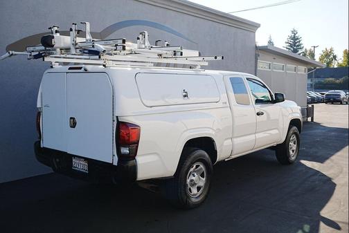 2021 Toyota Tacoma SR