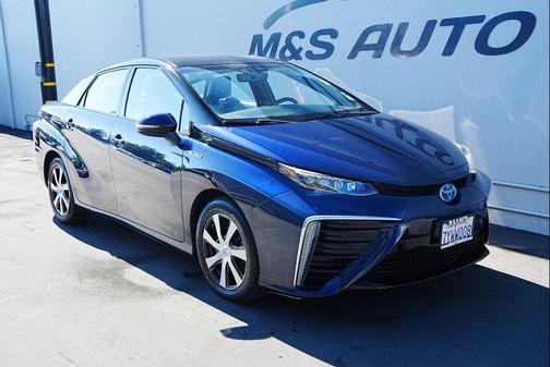 2017 Toyota Mirai Base