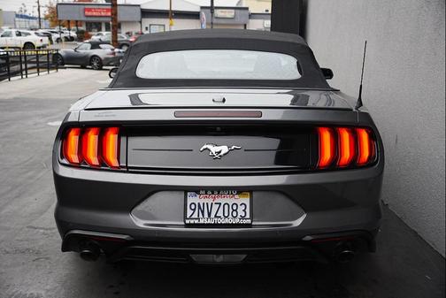 2022 Ford Mustang EcoBoost Premium