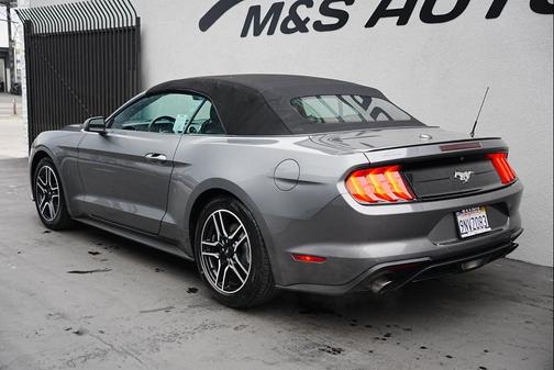 2022 Ford Mustang EcoBoost Premium