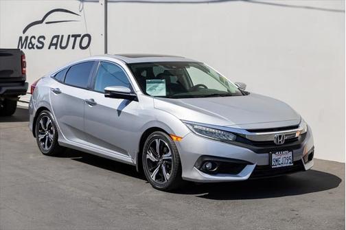 2017 Honda Civic Touring