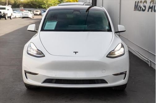 2022 Tesla Model Y Long Range Dual Motor All-Wheel Drive