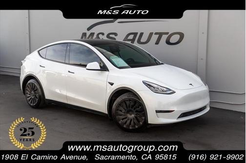 2022 Tesla Model Y Long Range Dual Motor All-Wheel Drive