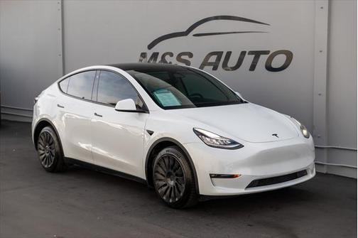 2022 Tesla Model Y Long Range Dual Motor All-Wheel Drive