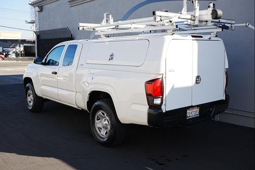 2021 Toyota Tacoma SR