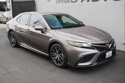 2021 Toyota Camry SE