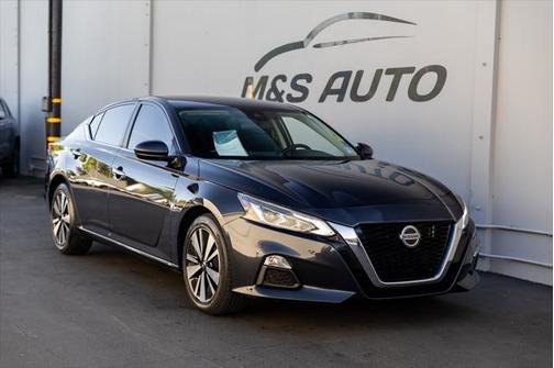 2021 Nissan Altima 2.5 SV