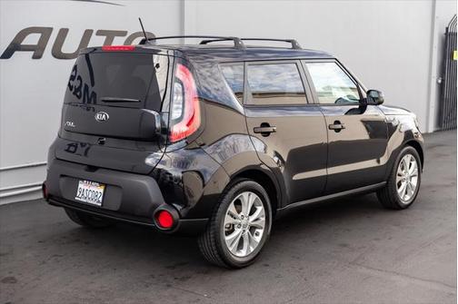 2015 Kia Soul +