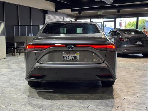 2021 Toyota Mirai Base