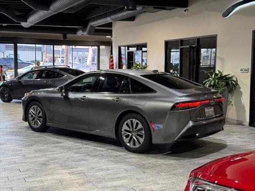2021 Toyota Mirai Base