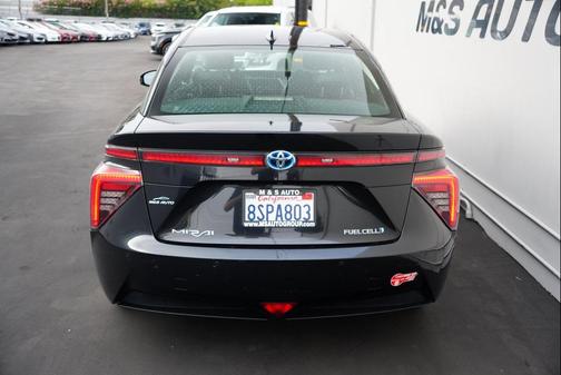 2017 Toyota Mirai Base