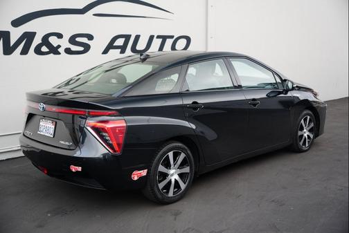 2017 Toyota Mirai Base