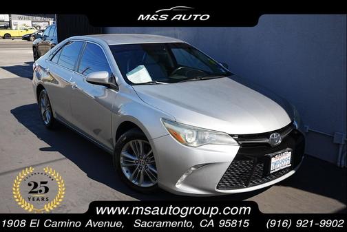 2015 Toyota Camry SE