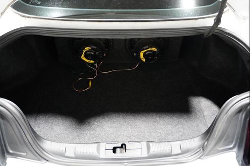 Oxford White 2015 Ford Mustang V6