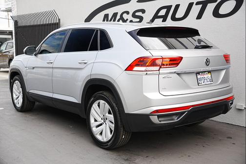 2021 Volkswagen Atlas Cross Sport 2.0T SE w/Technology