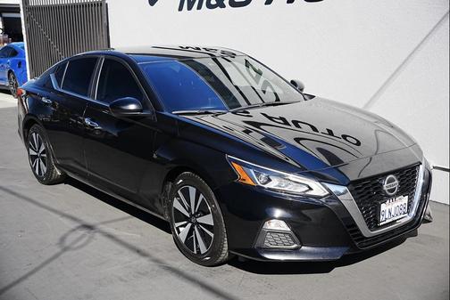 2022 Nissan Altima 2.5 SV