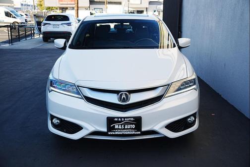 2018 Acura ILX Premium & A-SPEC Packages