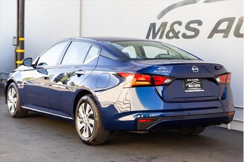 2024 Nissan Altima S FWD