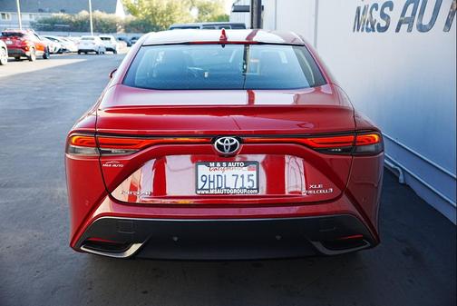 2023 Toyota Mirai Base