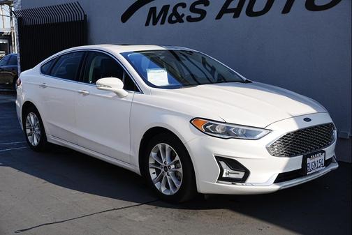 2020 Ford Fusion Plug-In Hybrid Titanium