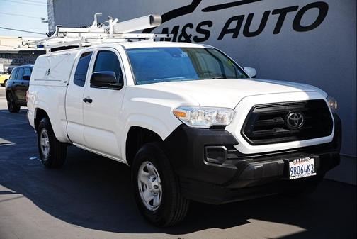 2022 Toyota Tacoma SR