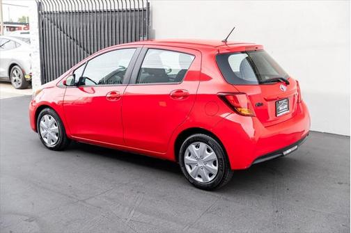 2015 Toyota Yaris L