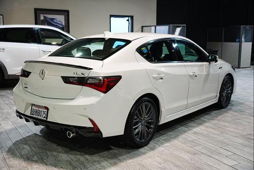2019 Acura ILX Premium & A-SPEC Packages