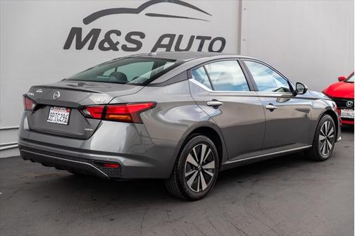 2022 Nissan Altima 2.5 SV